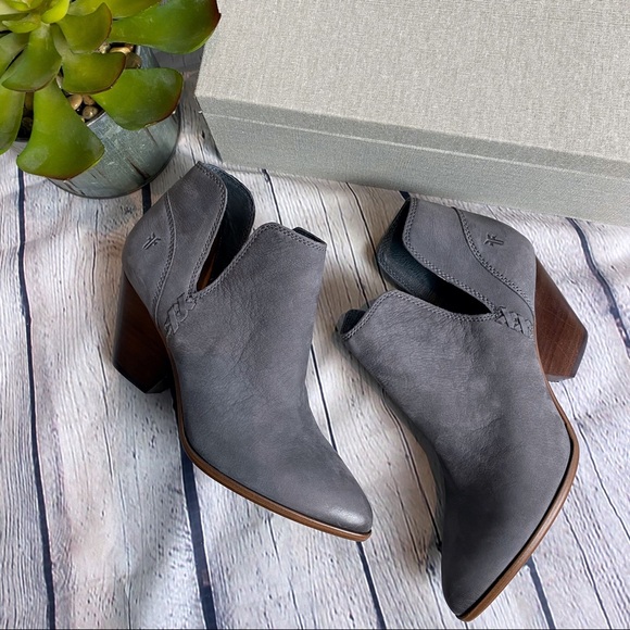 NWOB Frye Reina Cut Out Booties - Picture 7 of 8